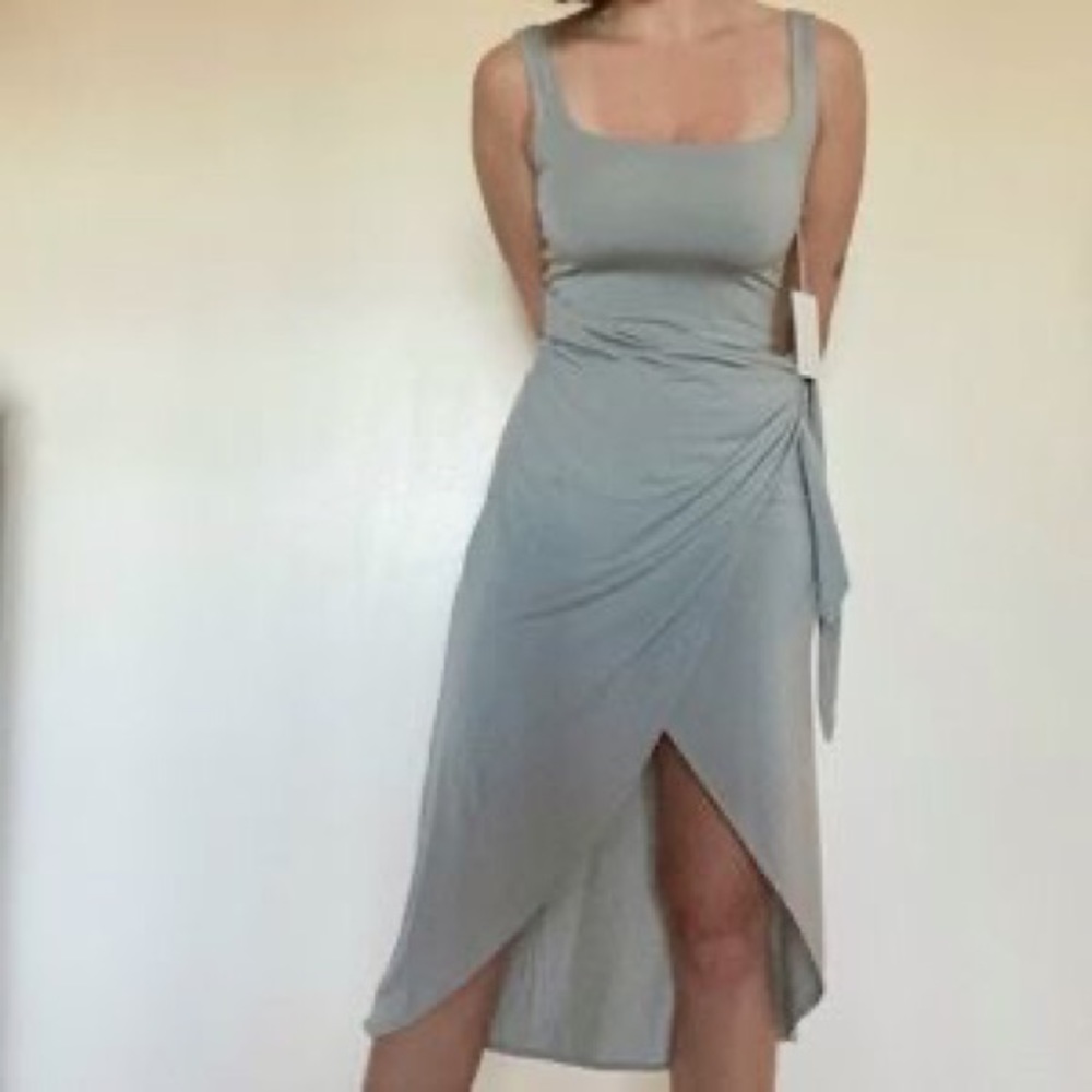 Saturn Wrap MIDI Dress Dusky Green